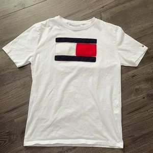 BOGO Tommy Hilfiger boys t-shirt with logo
